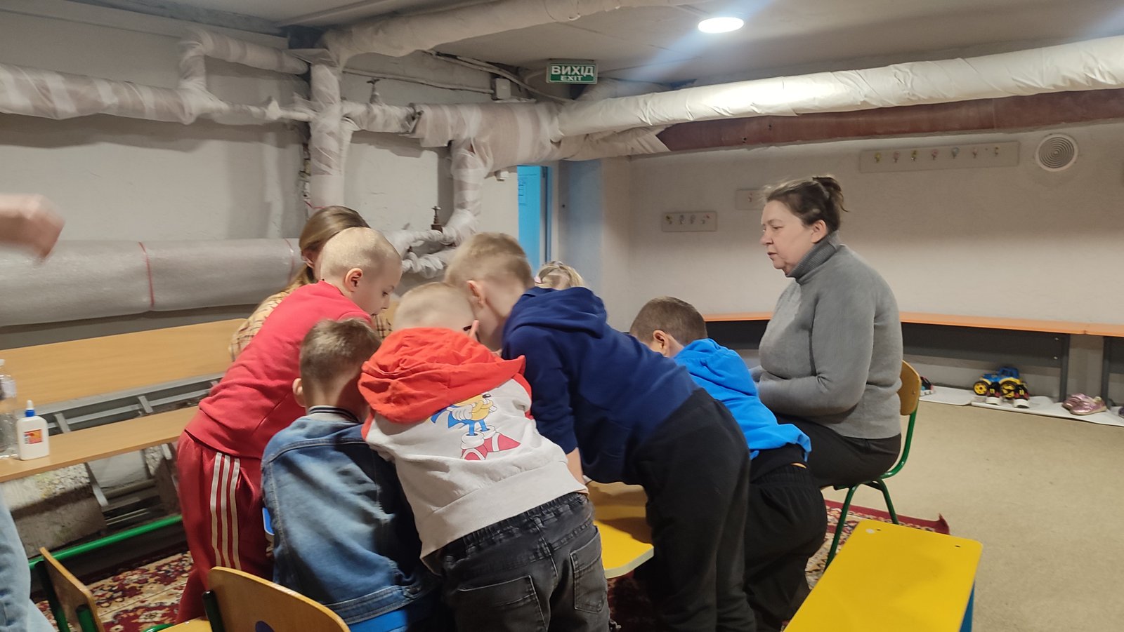 A Safe Space session held in the underground shelter during an air-raid alert at Kindergarten No. 355